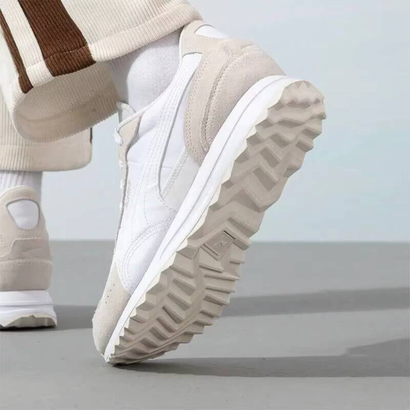新しいホットプーマホワイト軽量ランニングシューズメッシュアッ - Women'S Shoes Puma Sneakers のレビューと価格