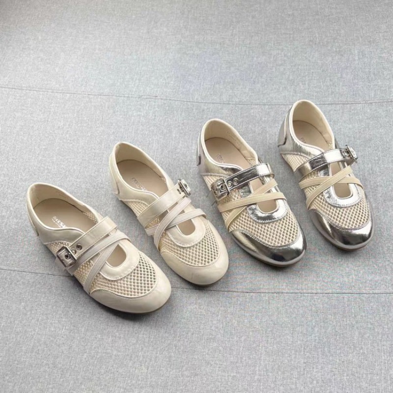 新しいスプライシング織り込み中空スニーカー 2026年春夏  - Women Shoes Sneakers のレビューと価格