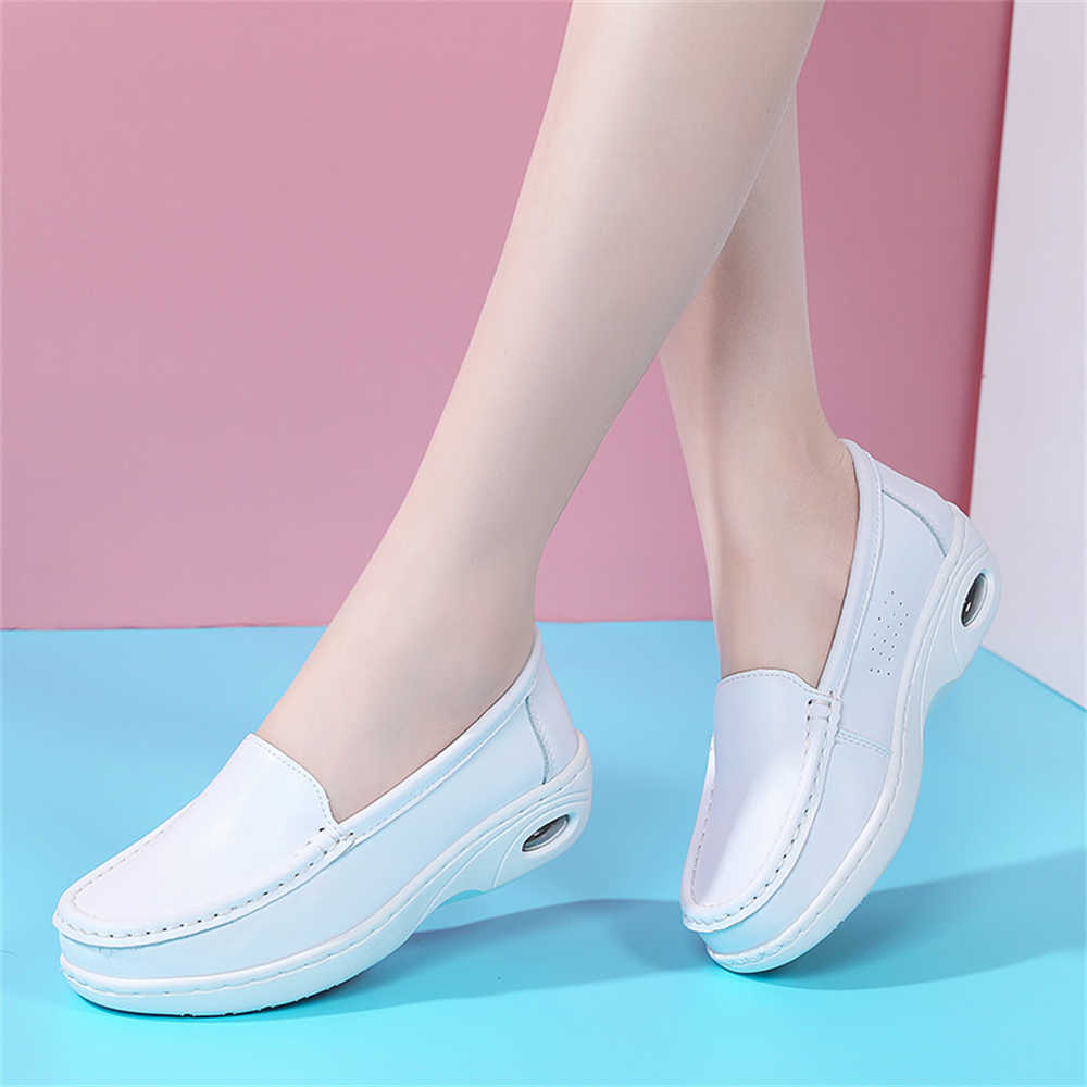 分厚い白底ヒール靴オックスフォードプラットフォームヒール女性 - Women Shoes Types のレビューと価格