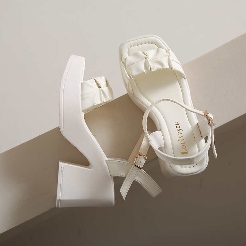 キャンプ用ヒールなし女性サンダル高級靴 32 フィンガースリ - Women Shoes Types のレビューと価格