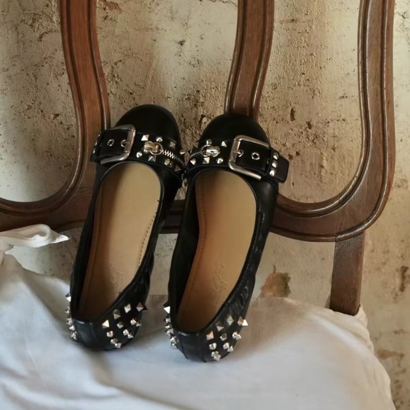 ボルトラウンドヘッドシングルシューズレディースレザーバックル - Women Shoes Size のレビューと価格