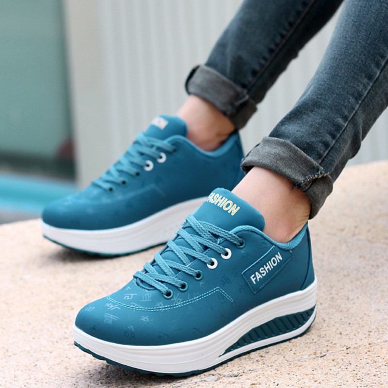 2025年新作 レディース ランニングシューズ 通気性抜群  - Women'S Shoes New Balance のレビューと価格