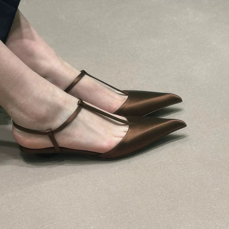 女性用靴 セクシーなポインテッドトゥ レディースサンダル 快 - Women Shoes Size のレビューと価格